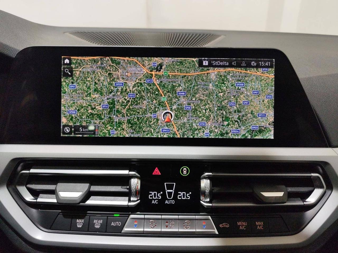 BMW Serie 3 318d Touring 48V Business Advantage