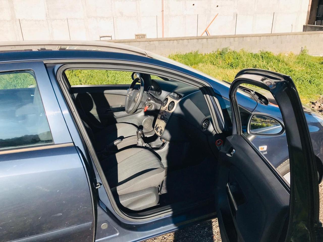 Opel Corsa 1.3CDTI NEOPATENTATI CHIAMA 2009