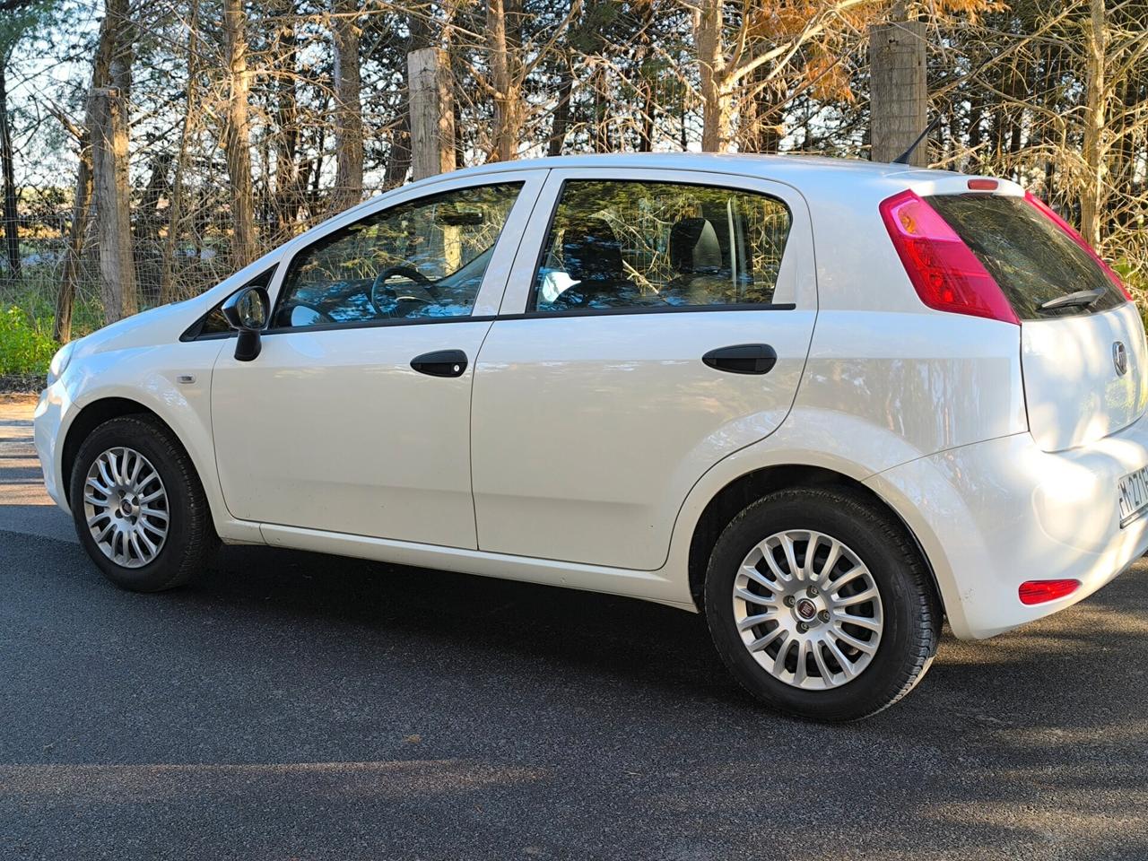 FIAT NEW PUNTO GPL CASA MADRE 10/2017 KM 65.000