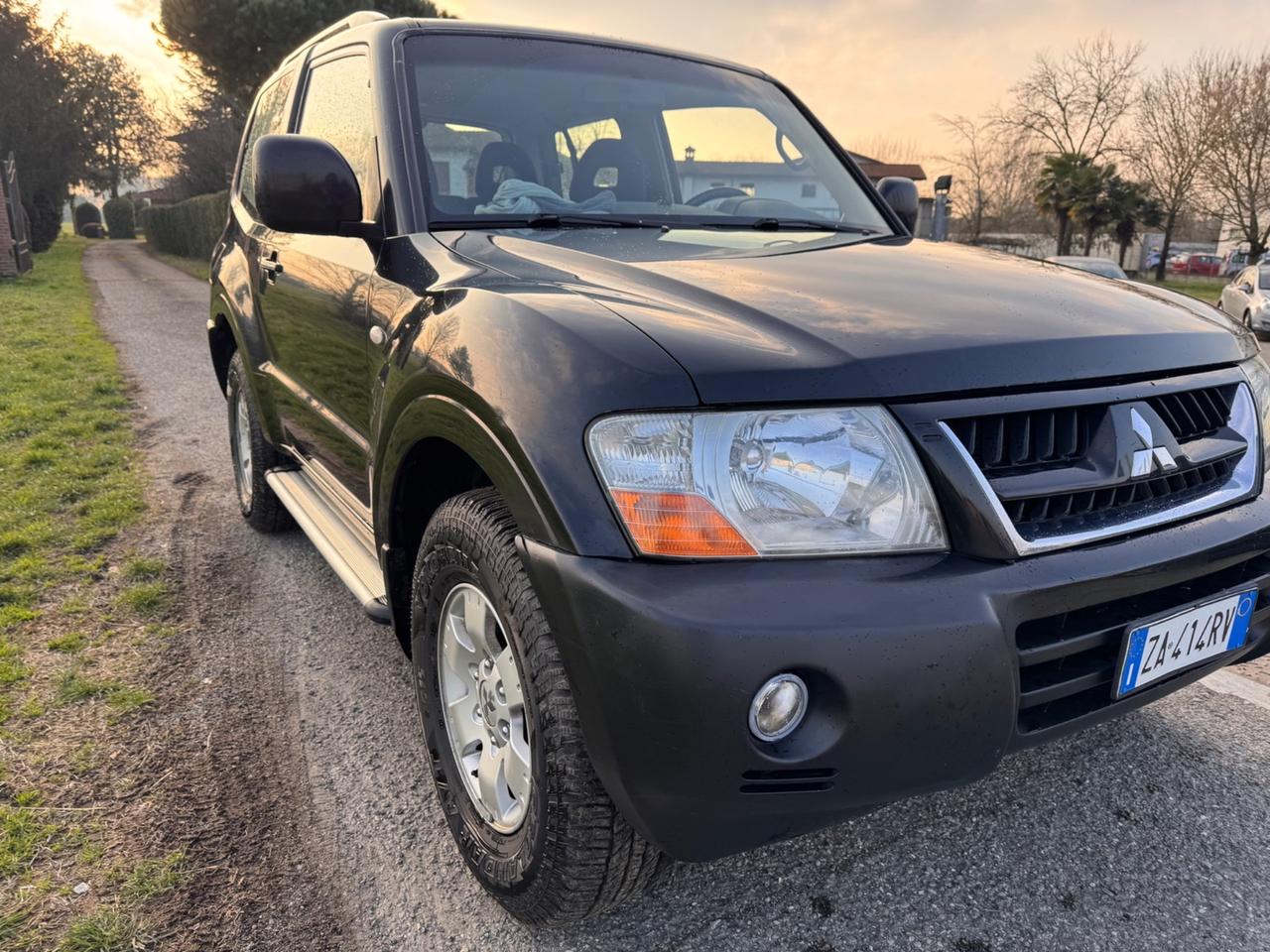 Mitsubishi Pajero 2.5 TDI 3p. Invite AUTOVETTURA