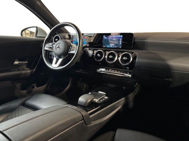 MERCEDES-BENZ A 180 Automatic Business Extra