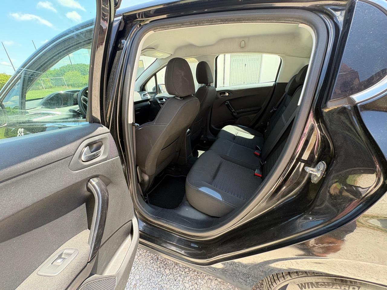 Peugeot 208 1.2benzina 5 porte Allure