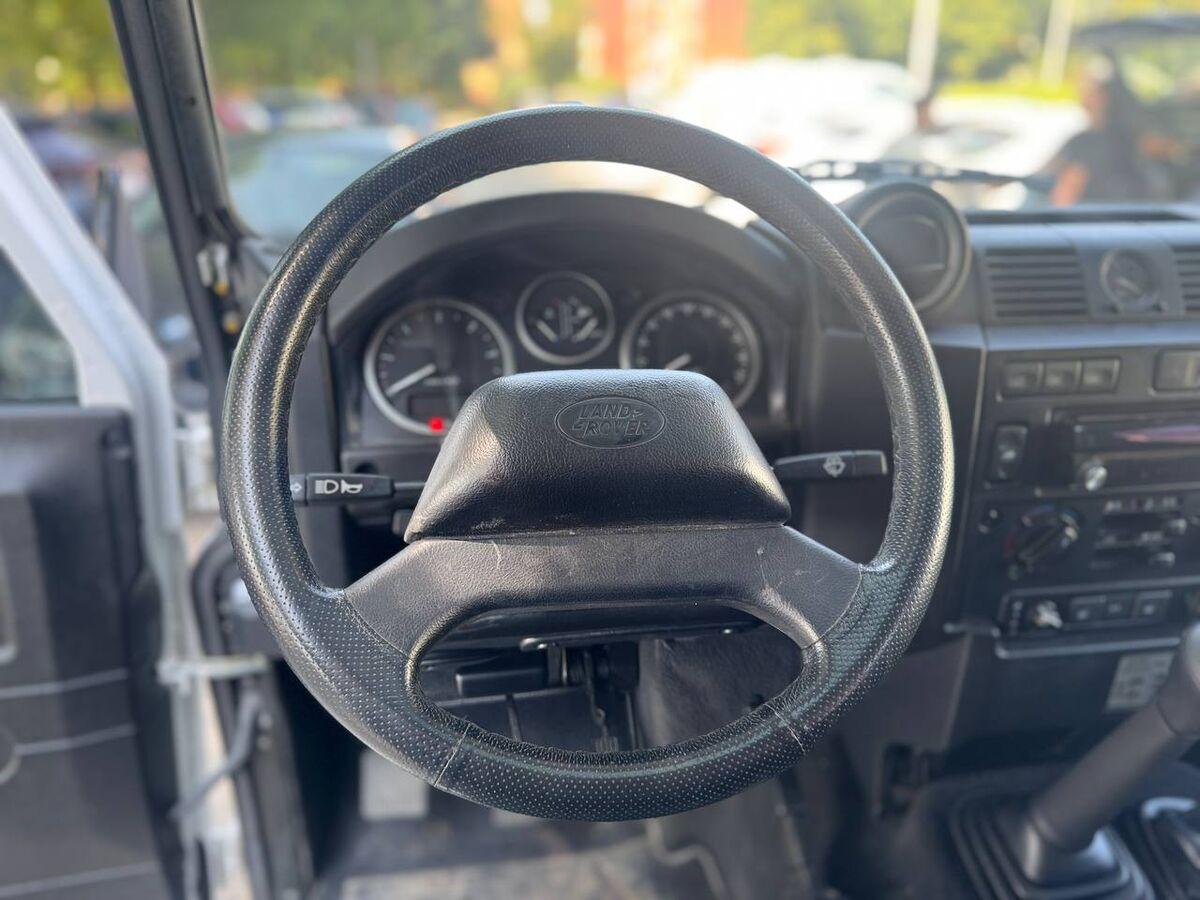 Land Rover Defender 130 110 2.2 td SW