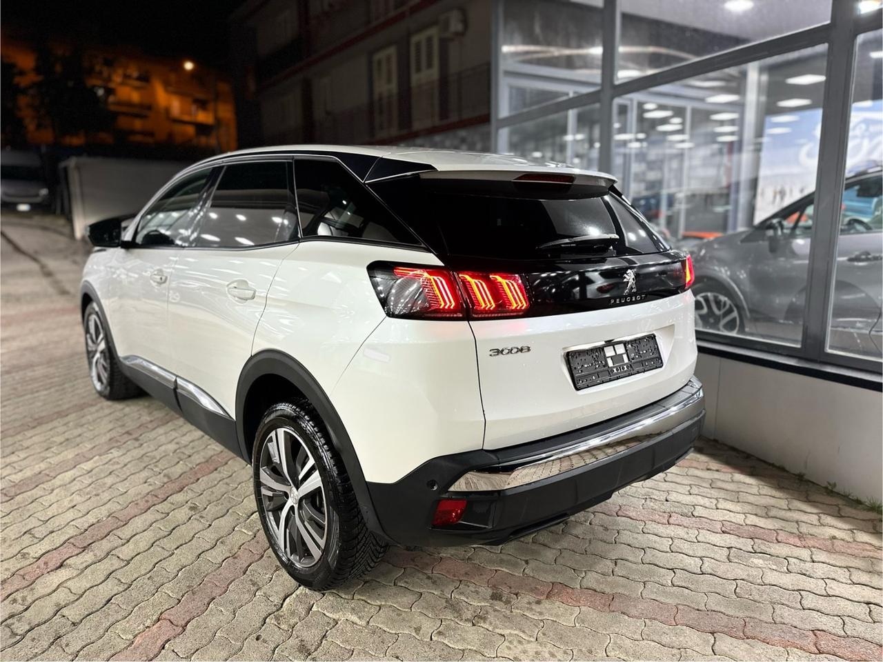 Peugeot 3008 BlueHDi 130 S&S EAT8 Allure Pack 2022