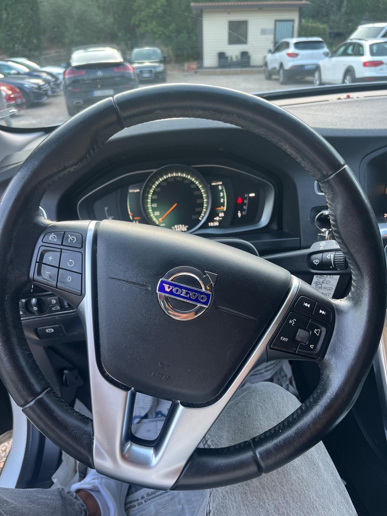Volvo S60 Cross Country D3 Geartronic Pro