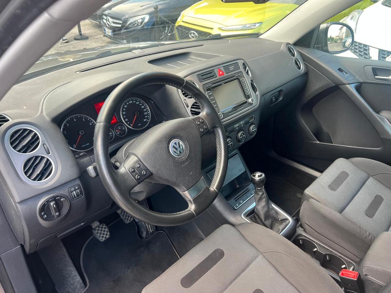 Volkswagen Tiguan 2.0 TSI Sport & Style (18°)