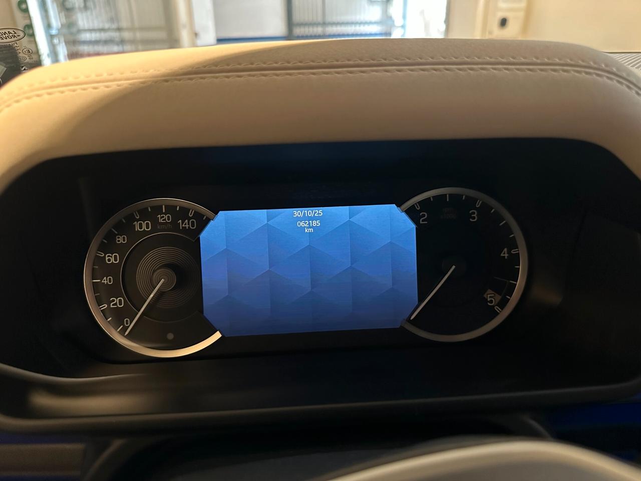 Land Rover Defender 110 3.0D I6 200 CV AWD Auto SE