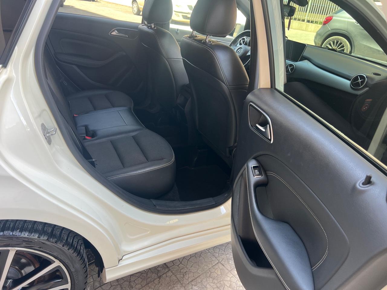Mercedes-benz B 180 d Automatic Premium