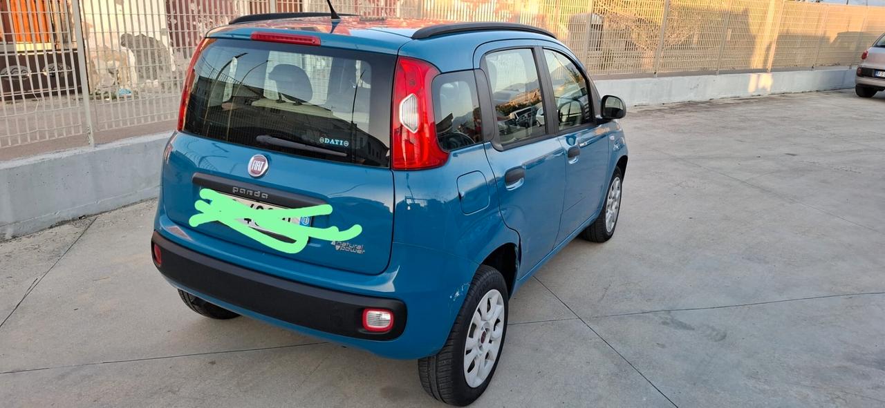 Fiat Panda 0.9 TwinAir Turbo Natural Power Lounge