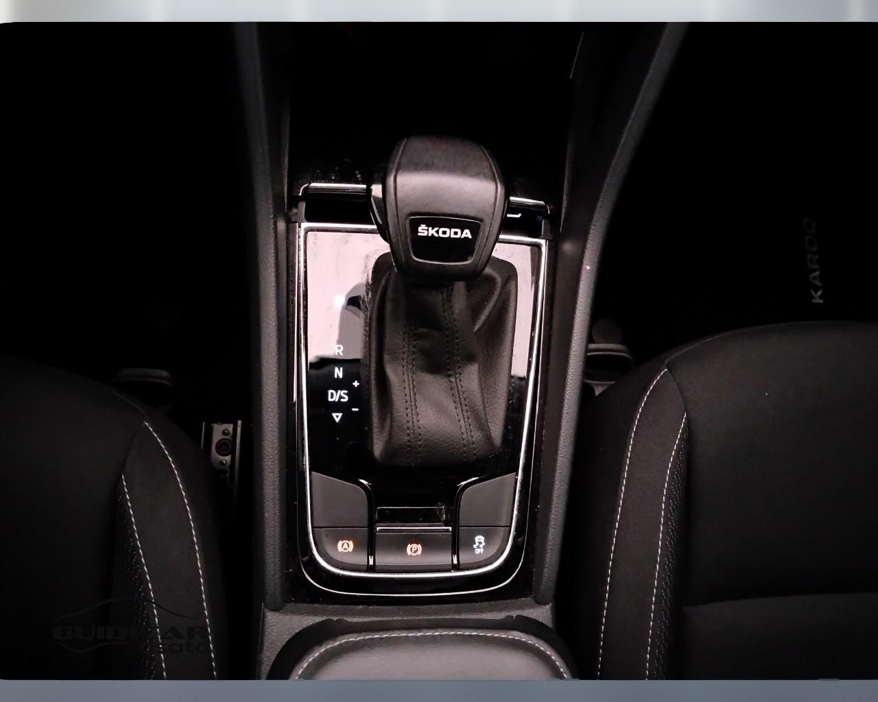 SKODA Karoq 2022 - Karoq 2.0 tdi evo Executive 115cv dsg