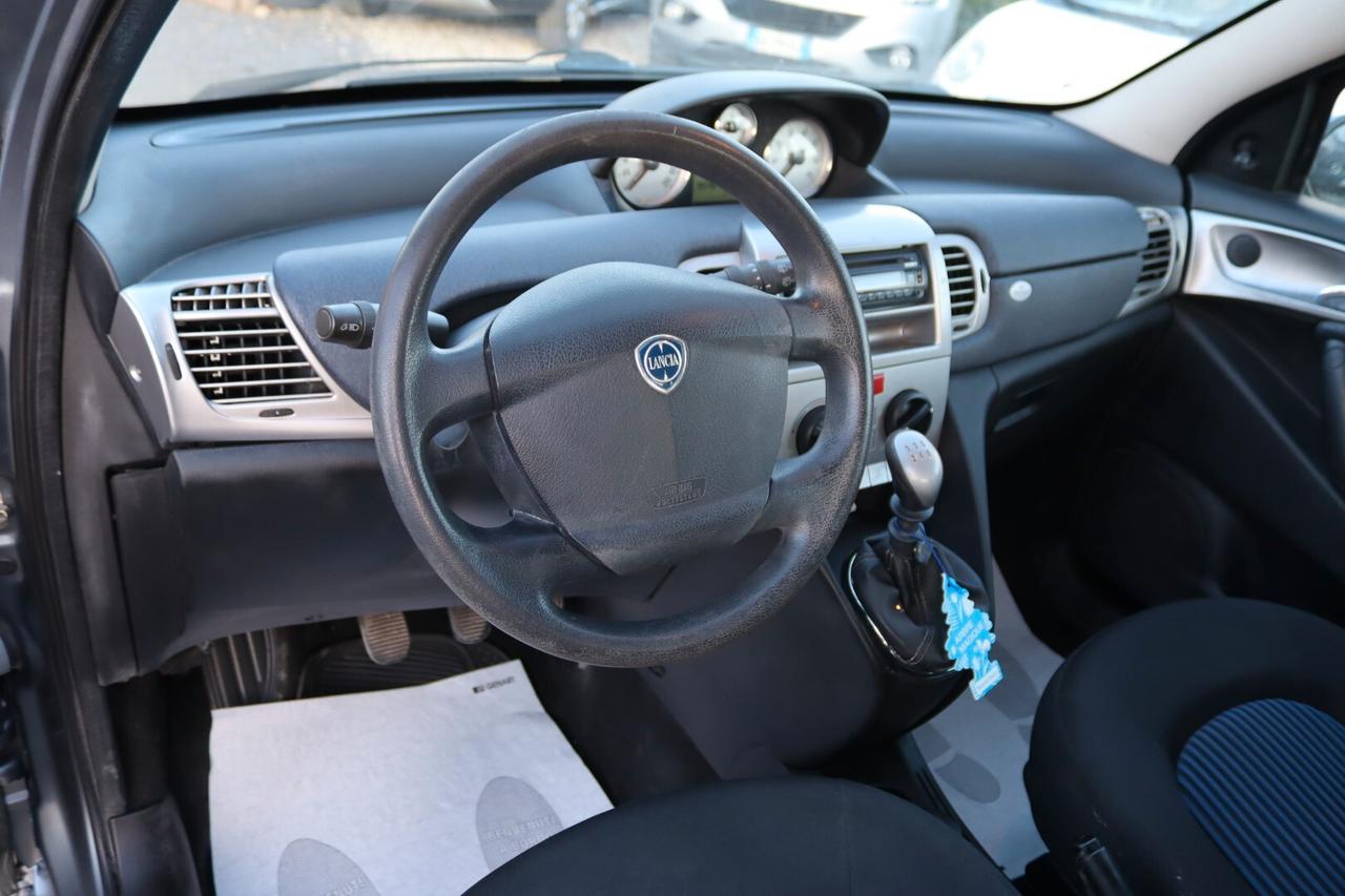 Lancia Ypsilon 1.2 Modamilano