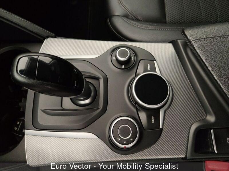 Alfa Romeo Stelvio 2.2 Turbodiesel 180 CV AT8 Executive