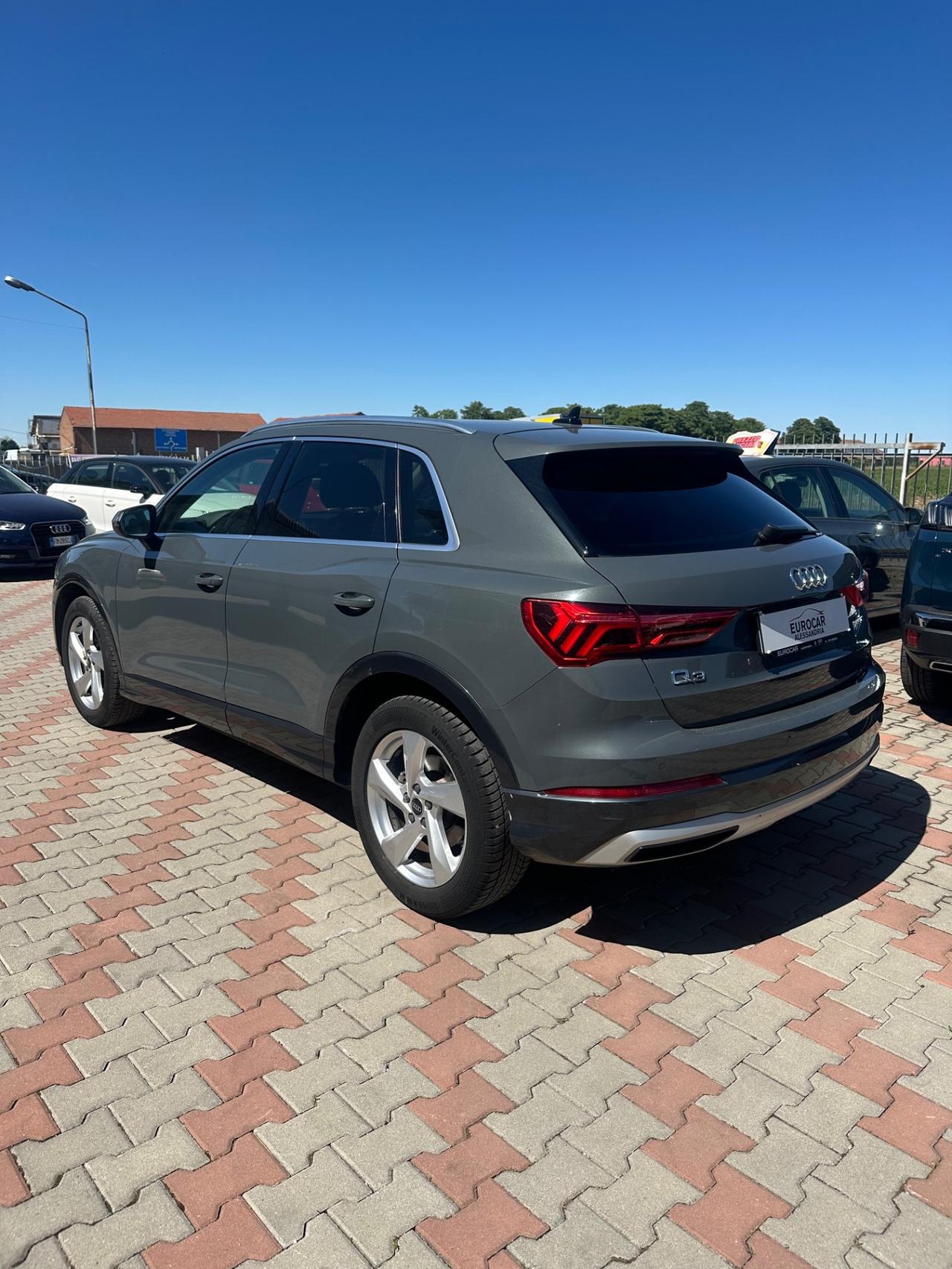 Audi Q3 35 TDI S tronic Business Advanced