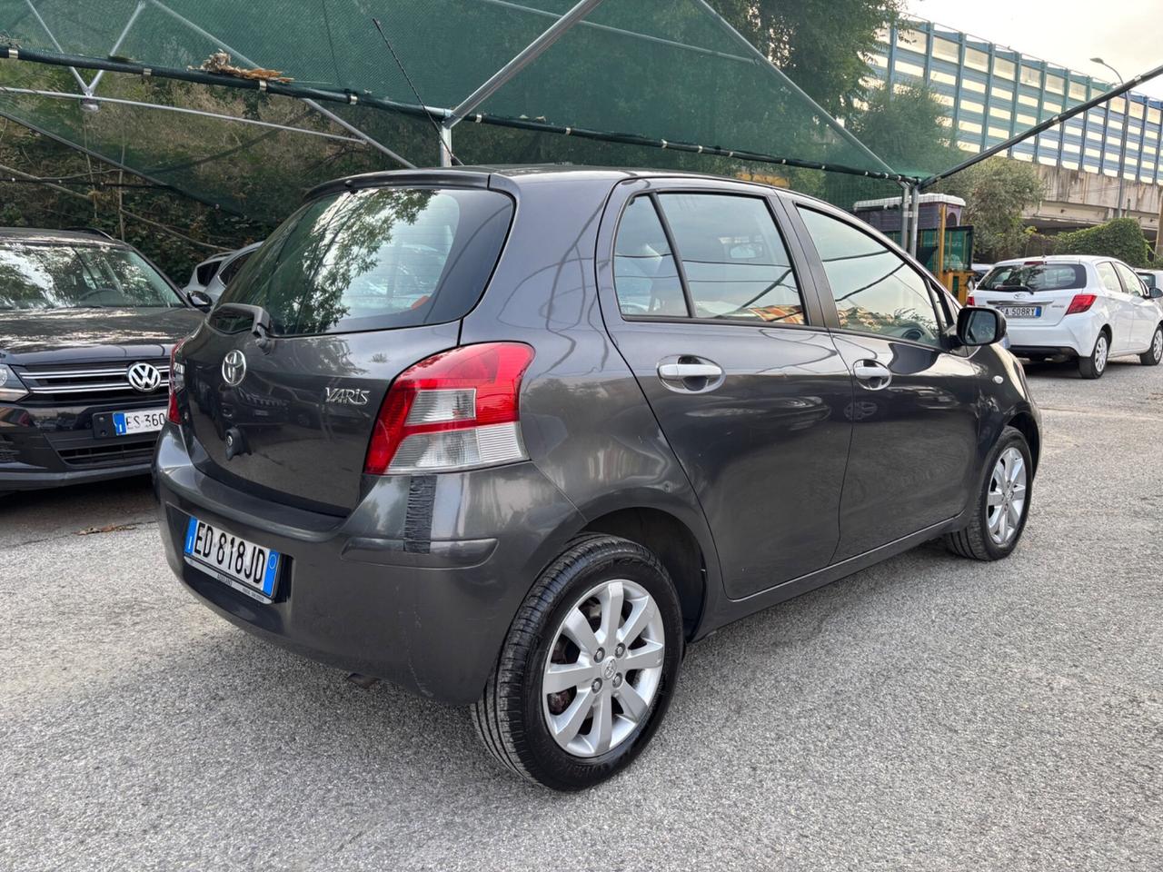 Toyota Yaris 1.4 D-4D 5 porte OK NEOPATENTATI