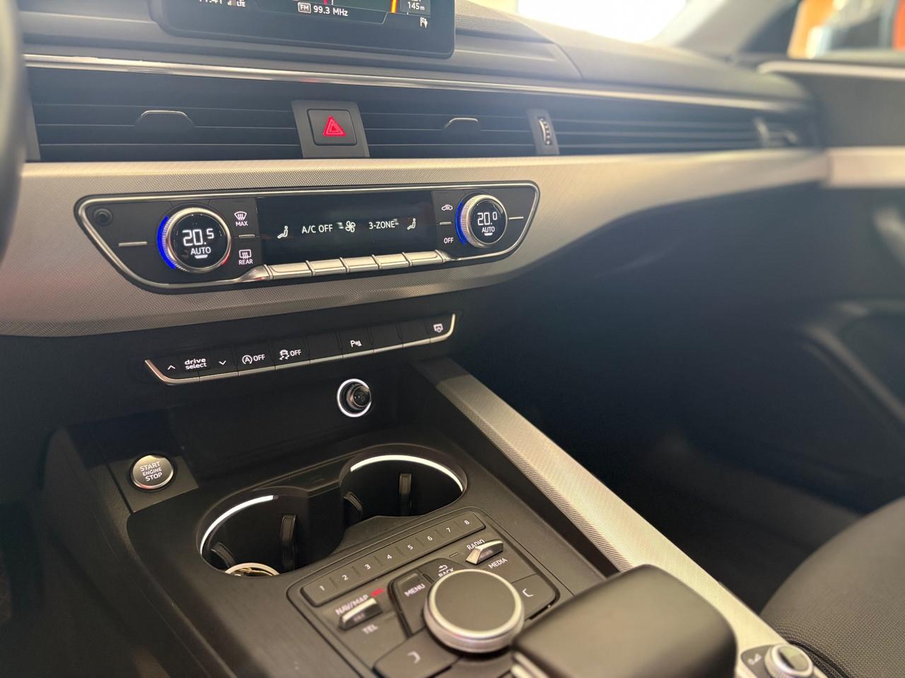 Audi A4 2.0 TDI 150 CV ultra Sport matrix navi permute finanziamenti