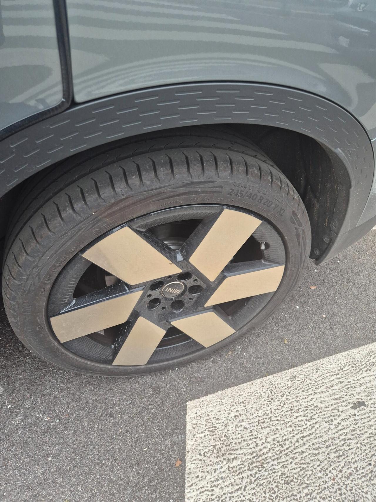 Mini John Cooper Works Countryman D Favoured