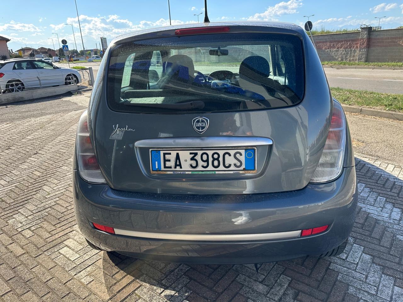 Lancia Ypsilon 1.4 Platino Ecochic GPL