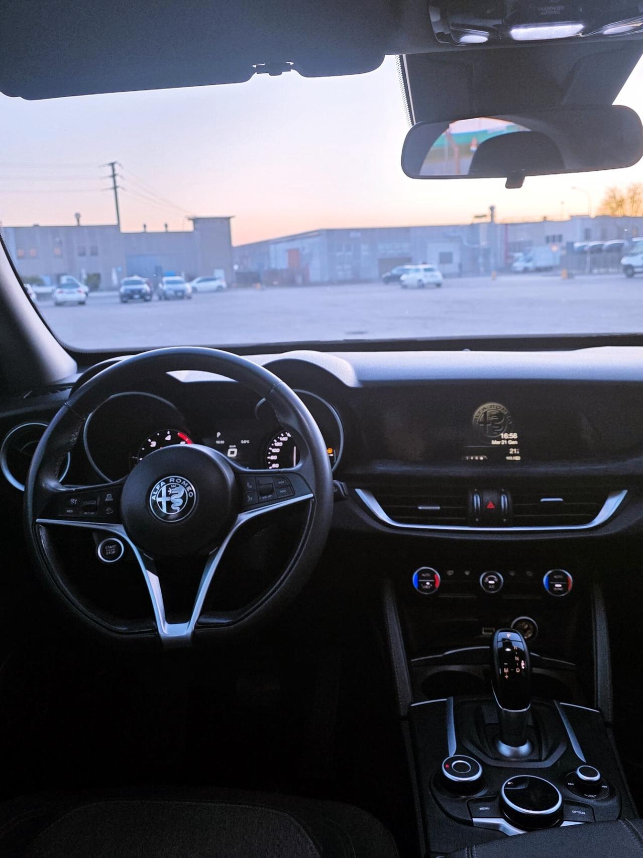 Alfa Romeo Stelvio 2.2 Turbo Diesel 160CV Super AT8 RWD
