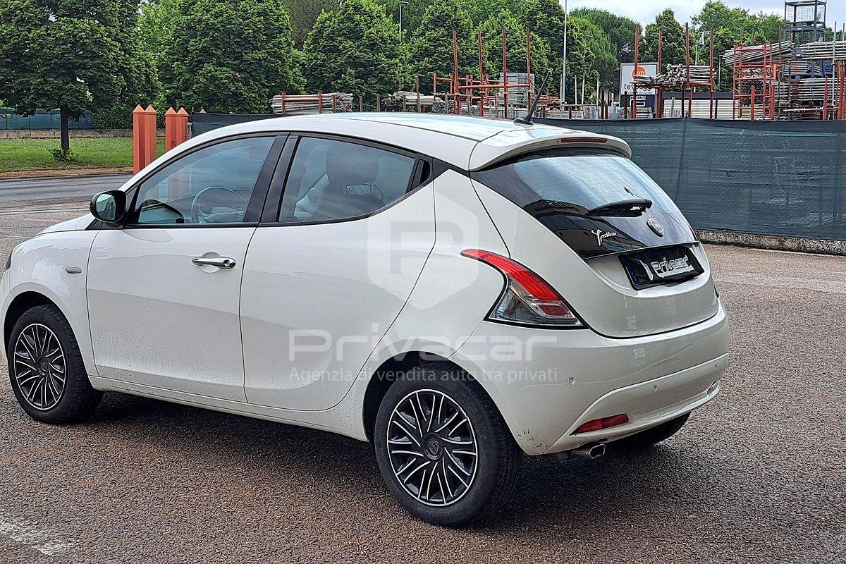 LANCIA Ypsilon 1.2 69 CV 5 porte S&S Gold