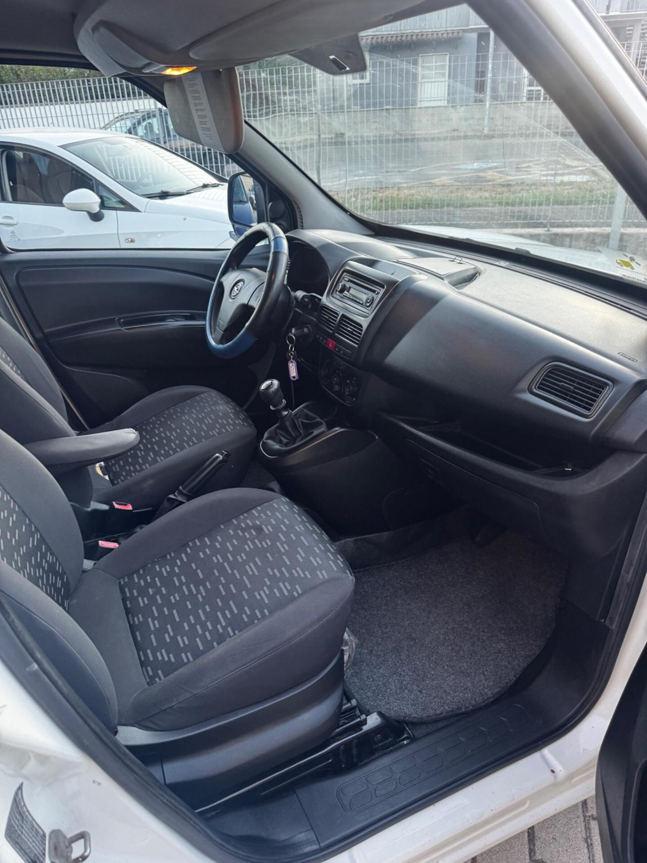 Opel Combo 1.6 CDTI 90CV Easytr. ecoFLEX PC-TN Van S&S (750kg)E5+