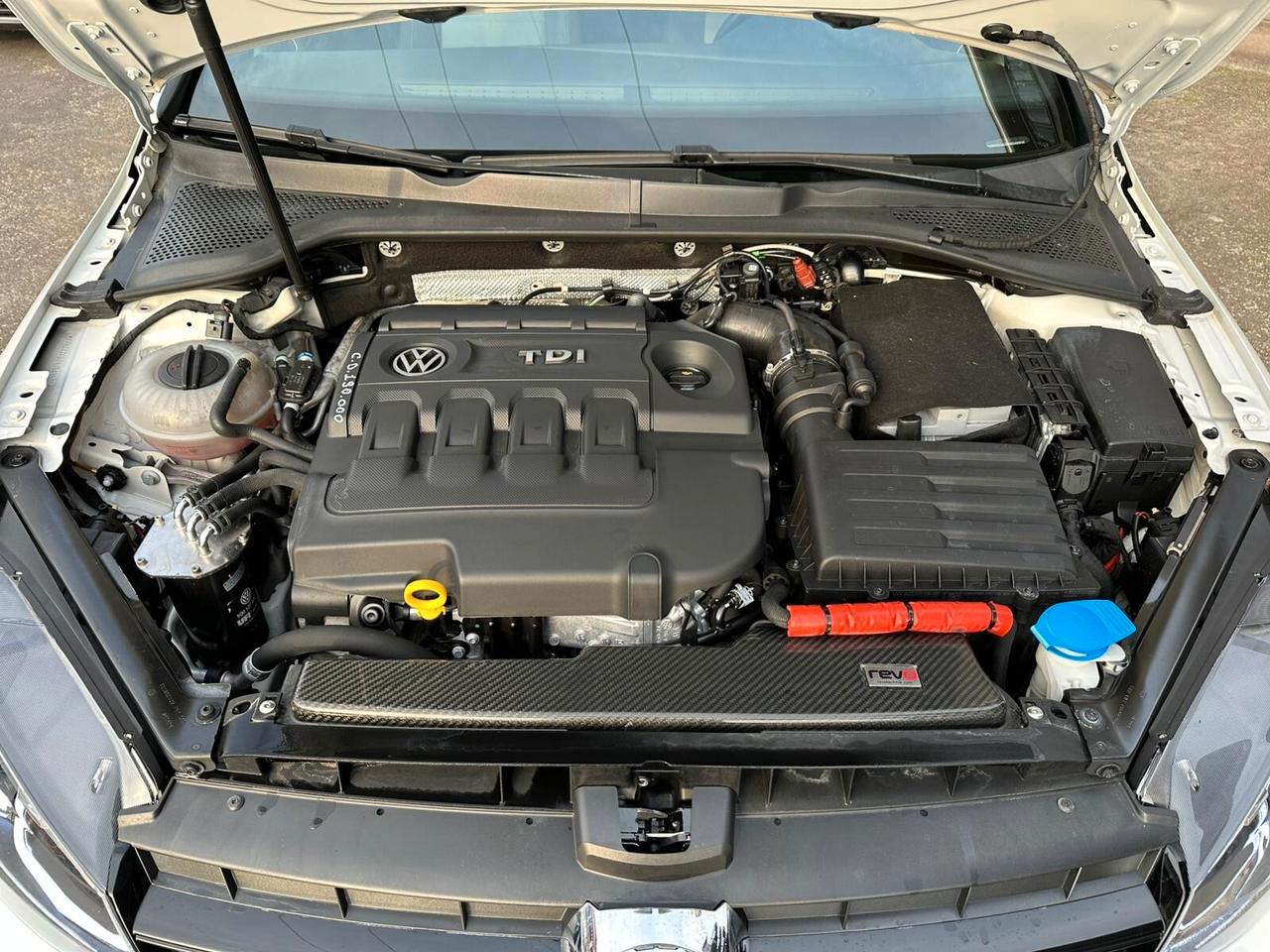 Volkswagen Golf 2.0 TDI 150 CV ALLESTIMENTO R-LINE