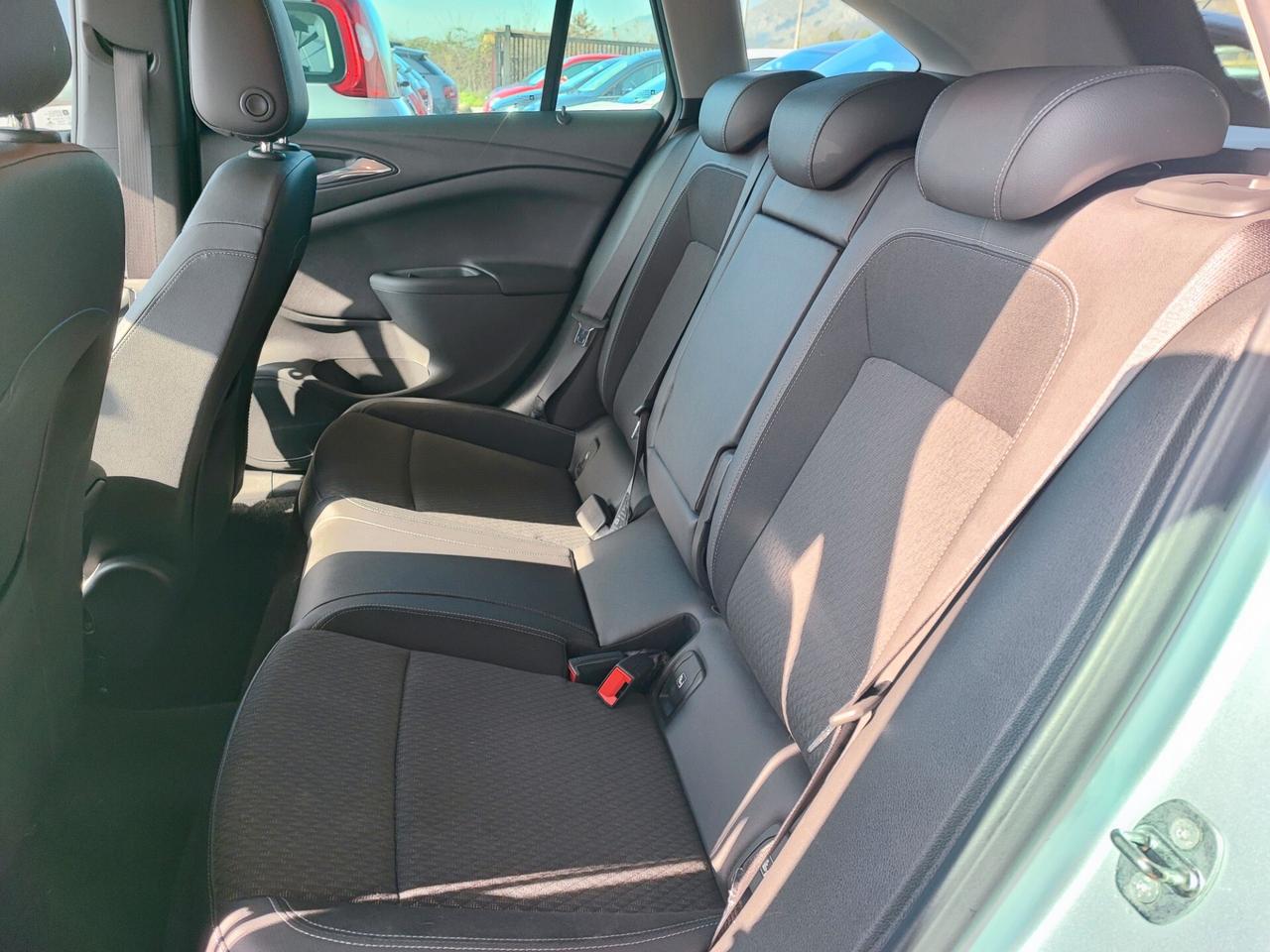 Opel Astra 1.4 Ecotec Sports Tourer automatica