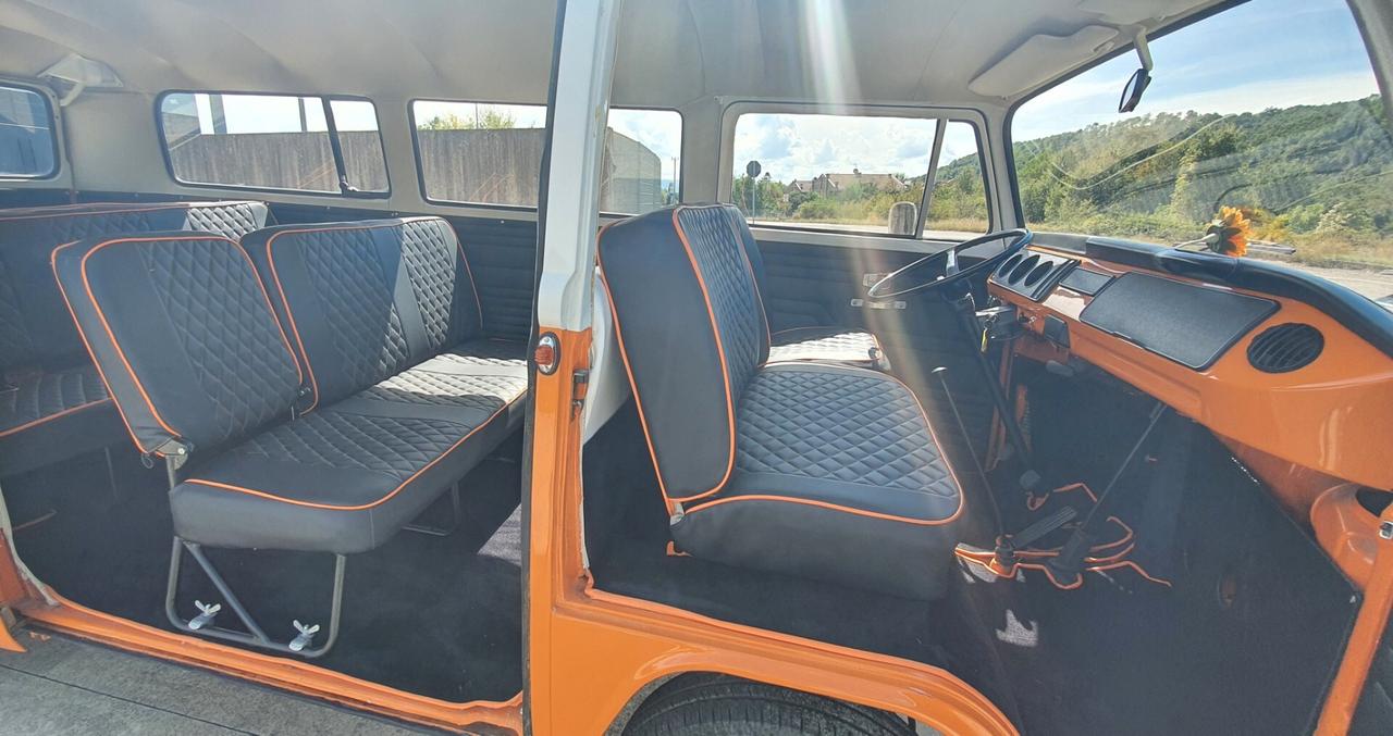 Volkswagen T2 (9 Posti)