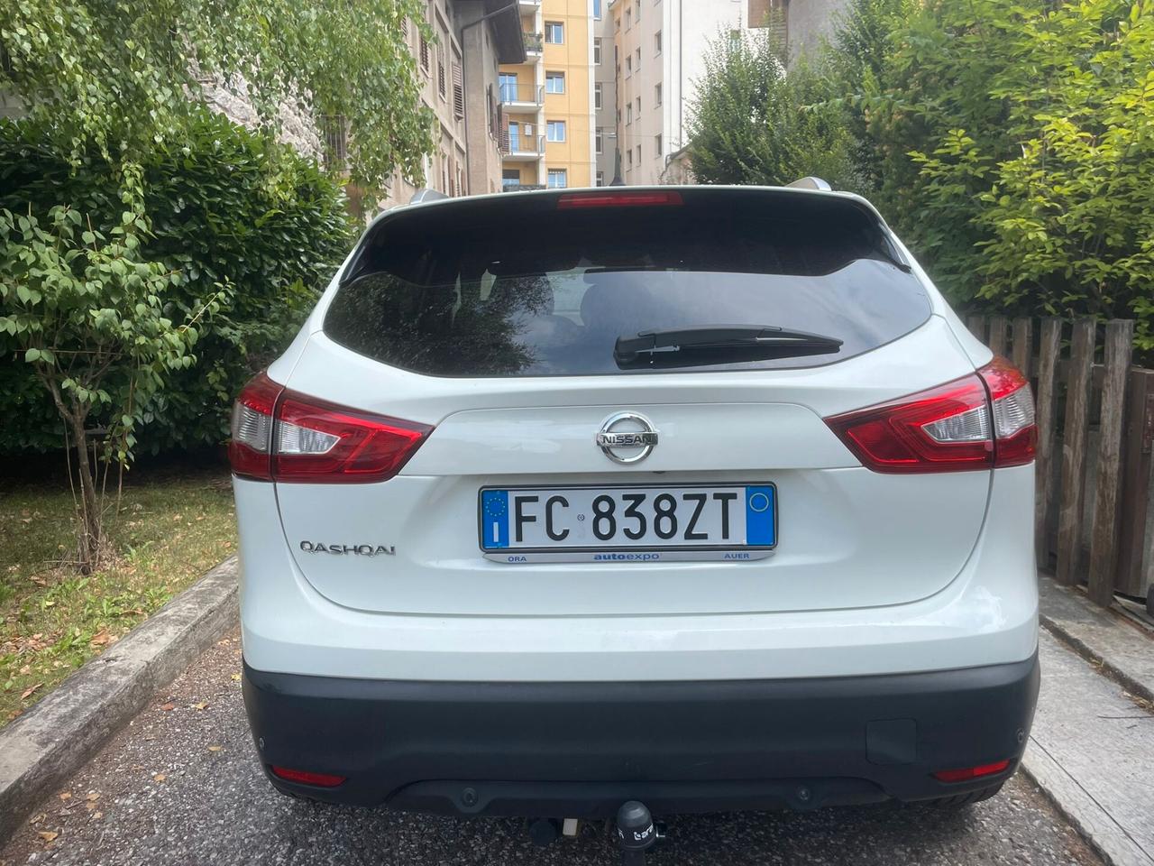 NISSAN QASHQAI 4WD 1.6 DCI TEKNA - GANCIO TRAINO