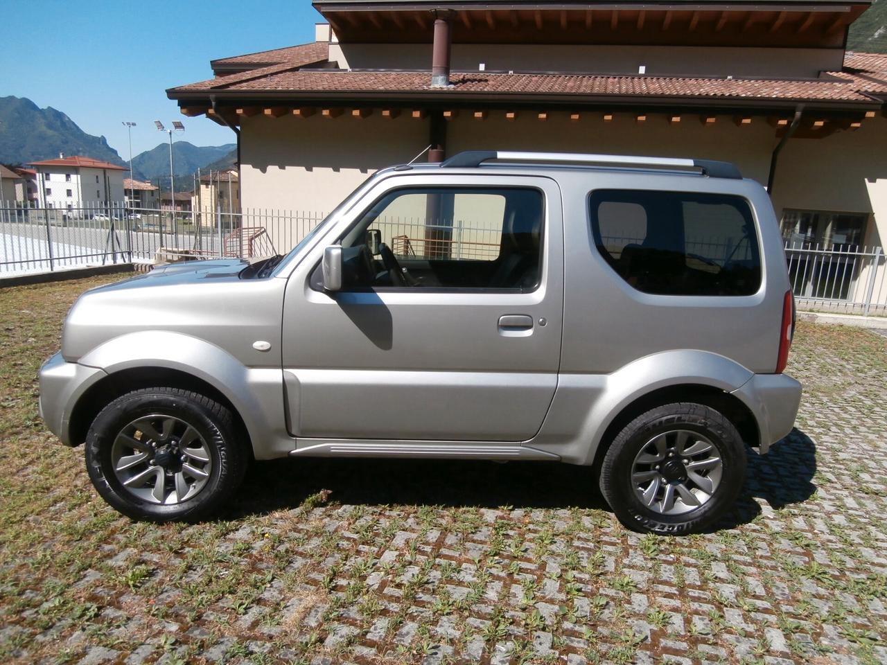 Suzuki Jimny 1.3 4WD Evolution Plus 54000KM