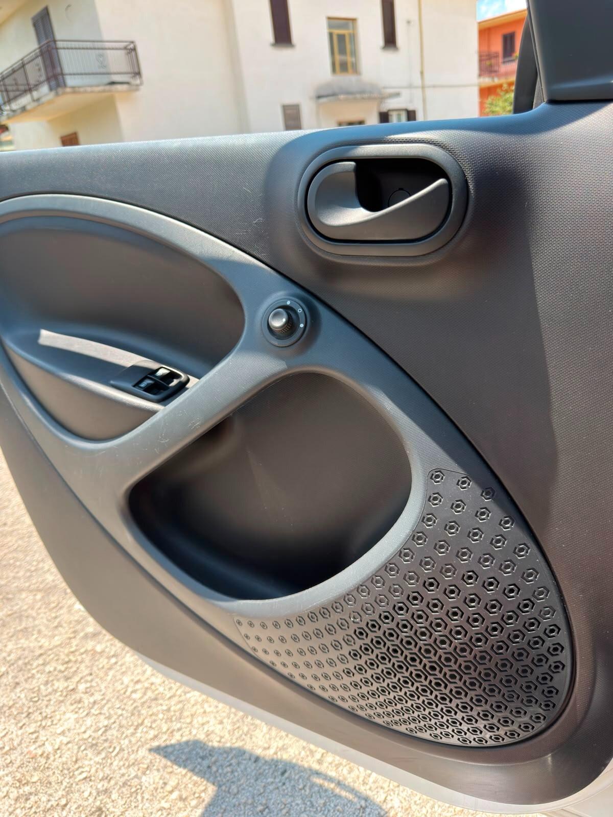 Smart ForFour 1.0 Youngster