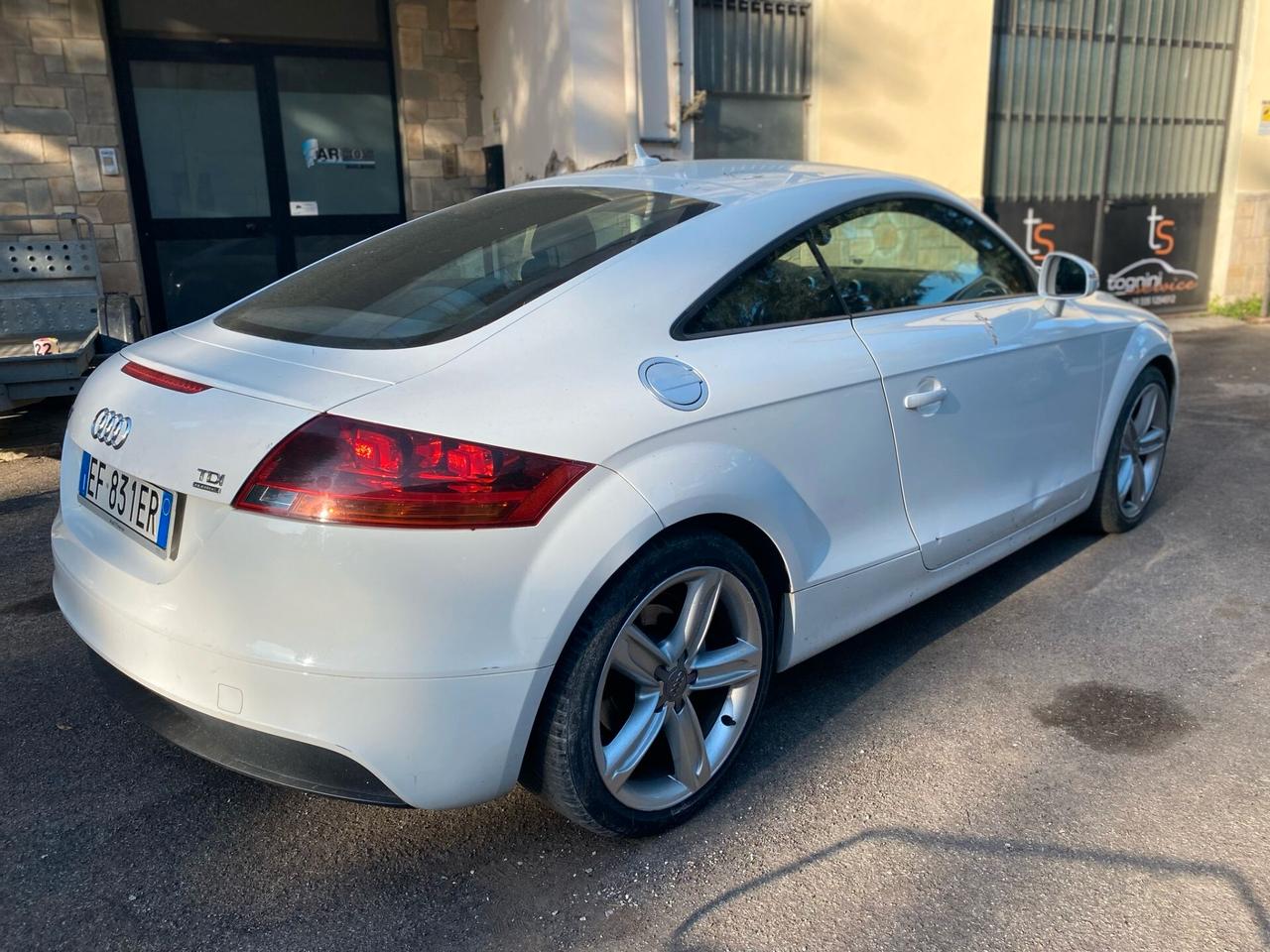 Audi TT Coupé 2.0 TDI quattro Advanced plus 2011
