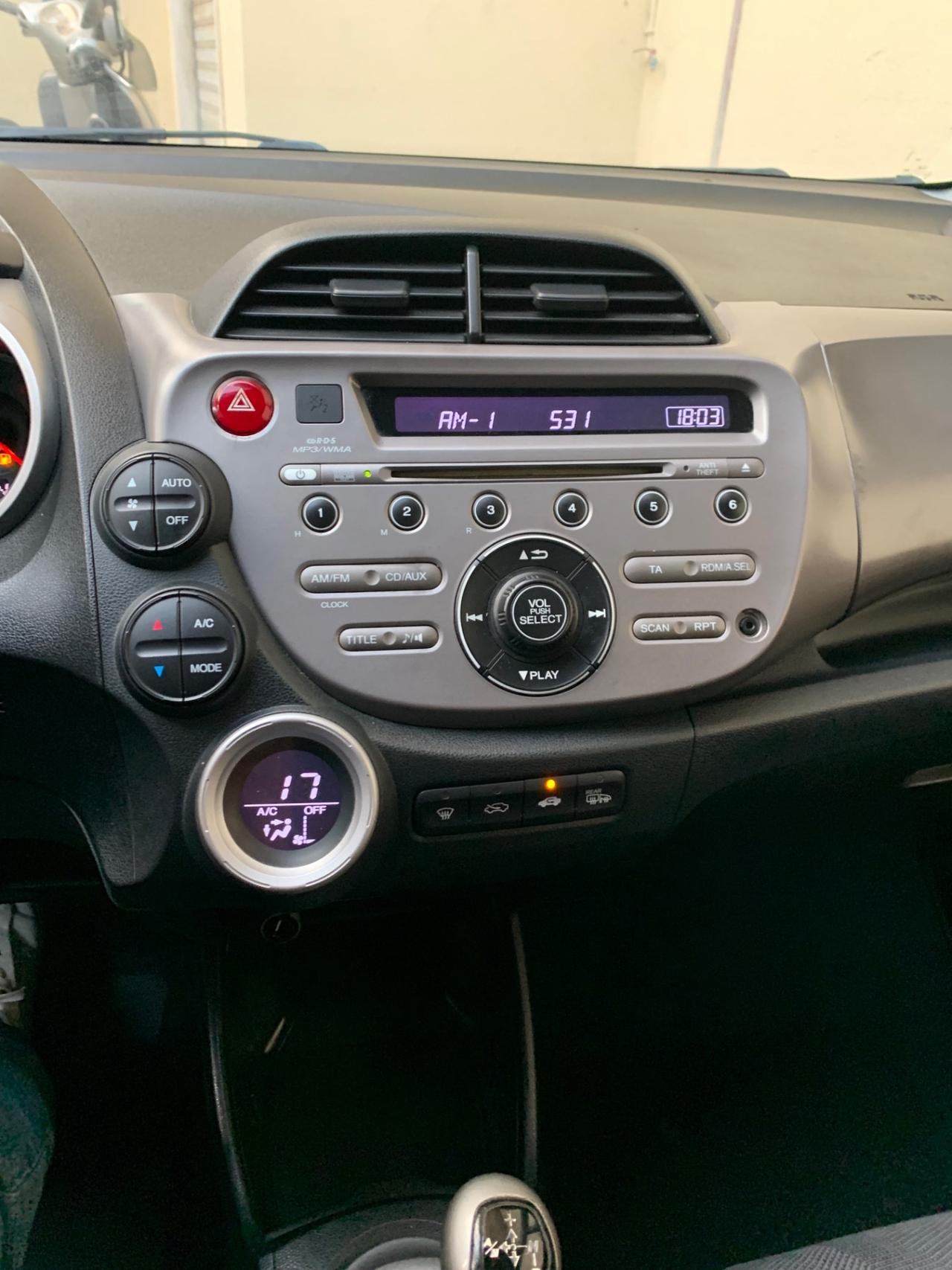 Honda Jazz 1.4 i-VTEC Exclusive i-Shift (Automatica)