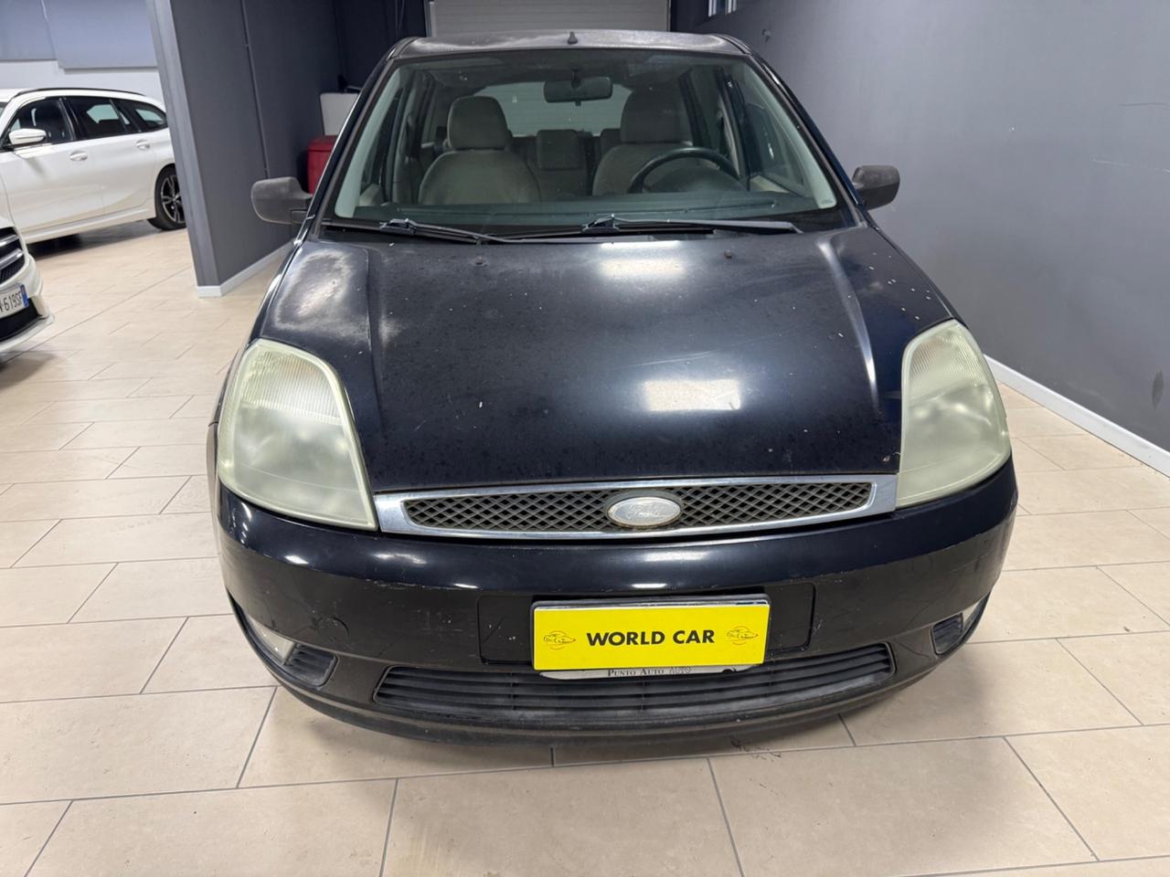 Ford Fiesta 1.4 16V 5p. Ghia