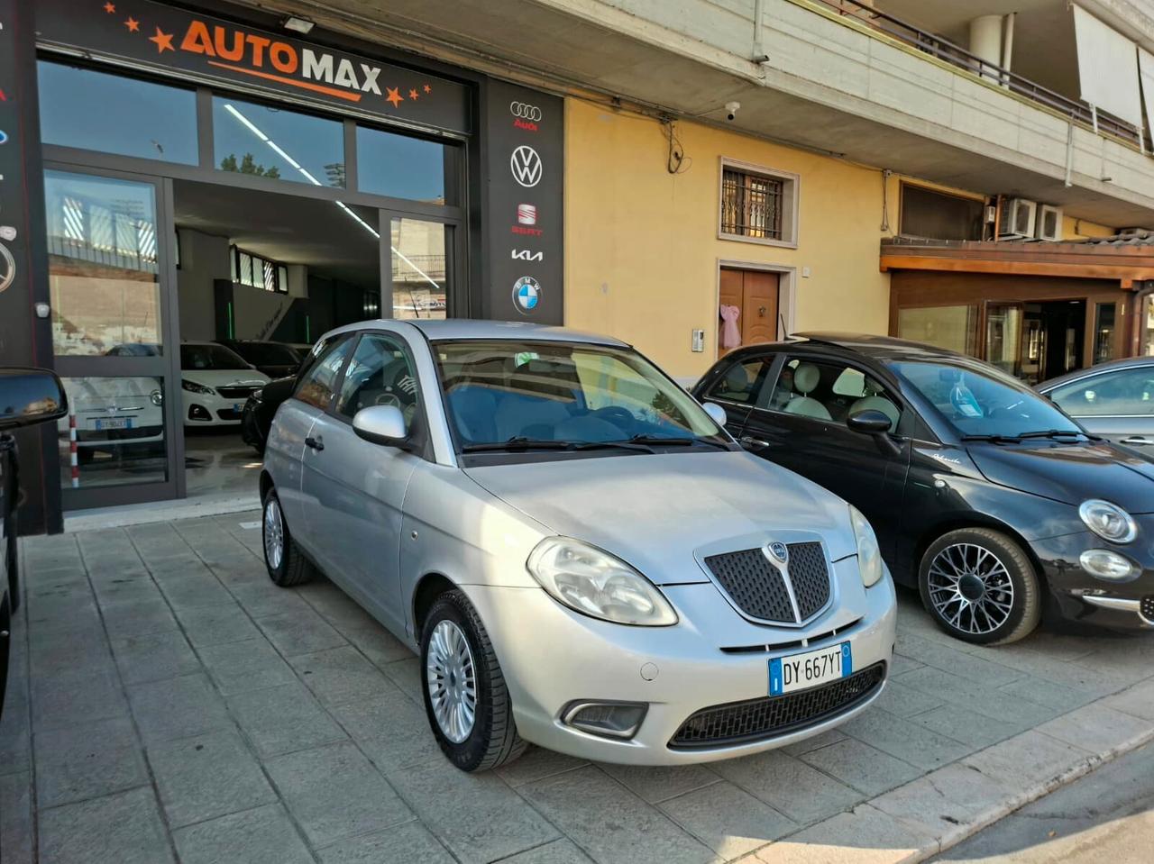 Lancia Ypsilon 1.4 60cv Oro 2010