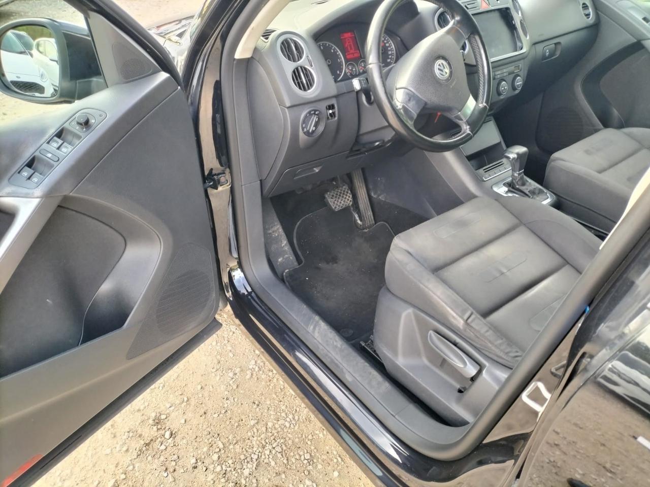 Volkswagen Tiguan 2.0 16V TDI DPF Trend & Fun (18°)