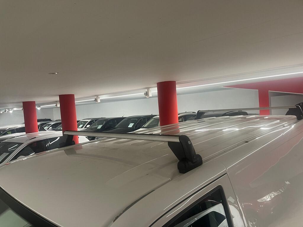 Volkswagen Transporter T5 2.0 TDI 140CV