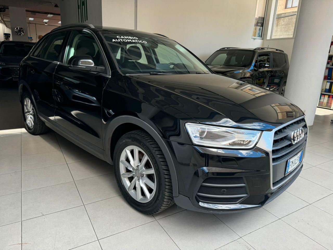 Audi Q3 2.0 TDI 120 CV S tronic Business