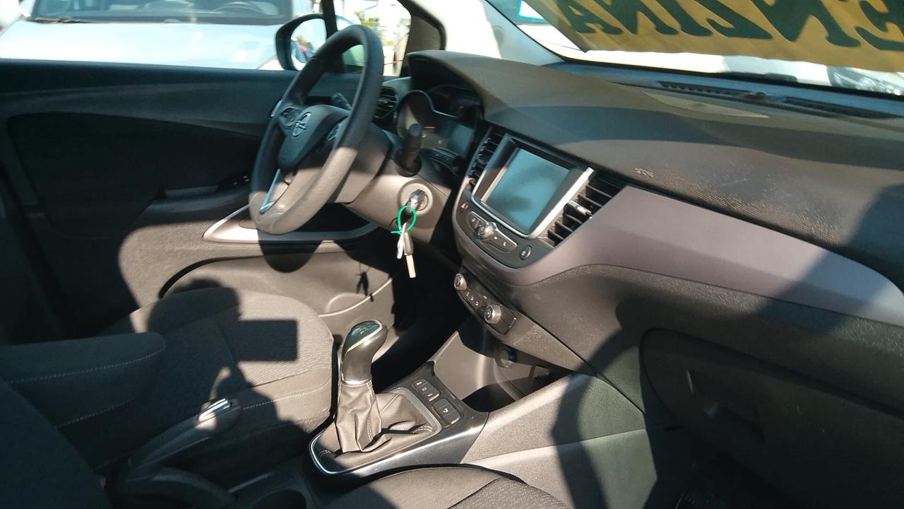 Opel Crossland 1.2 benzina