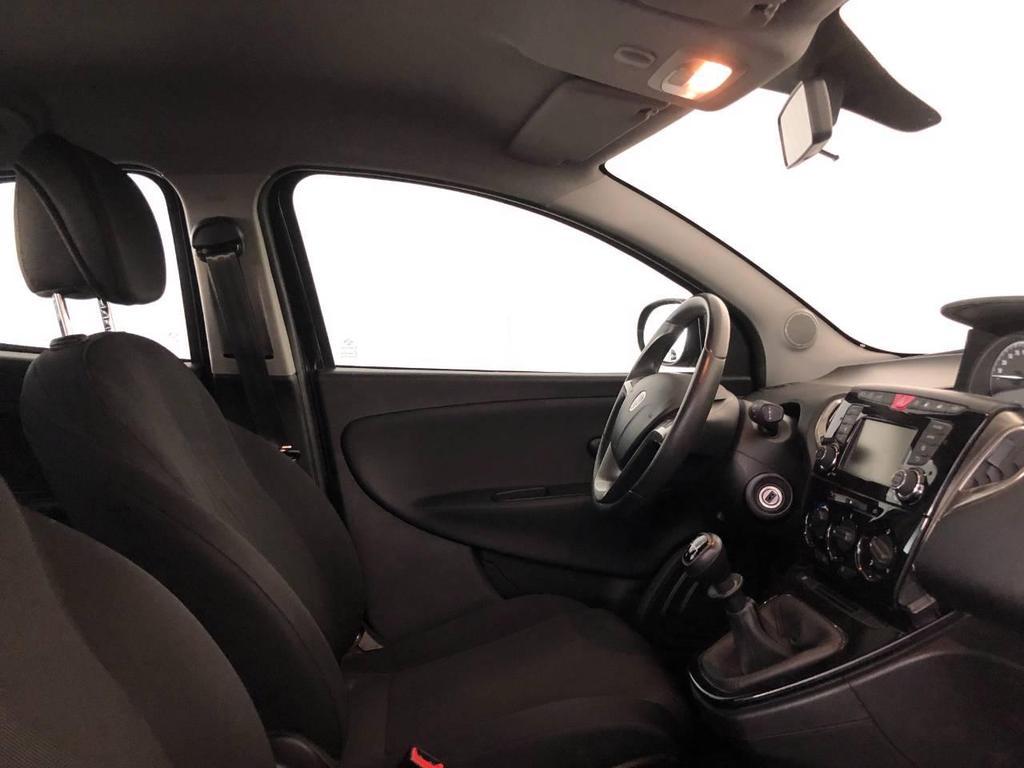 Lancia Ypsilon 5 Porte 1.2 Ecochic Silver