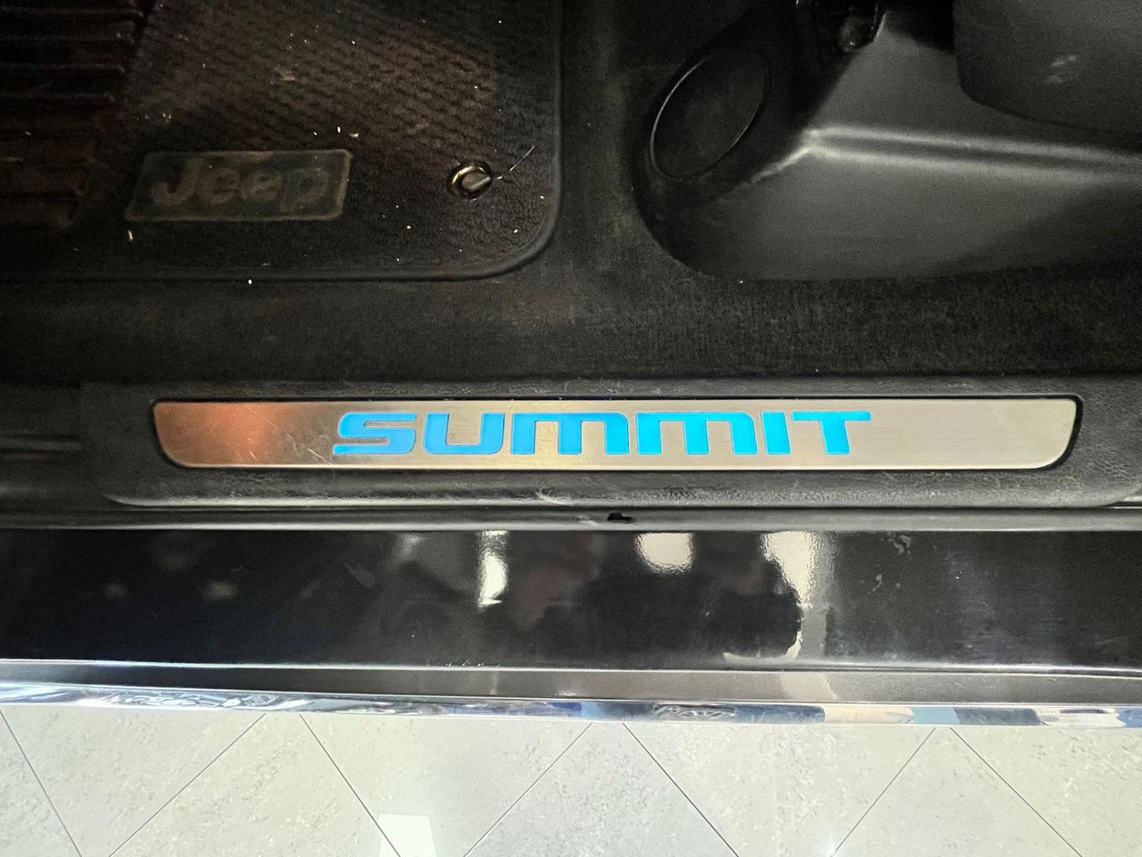 Jeep Grand Cherokee Summit Platinum Edition 3.0 V6 CRD