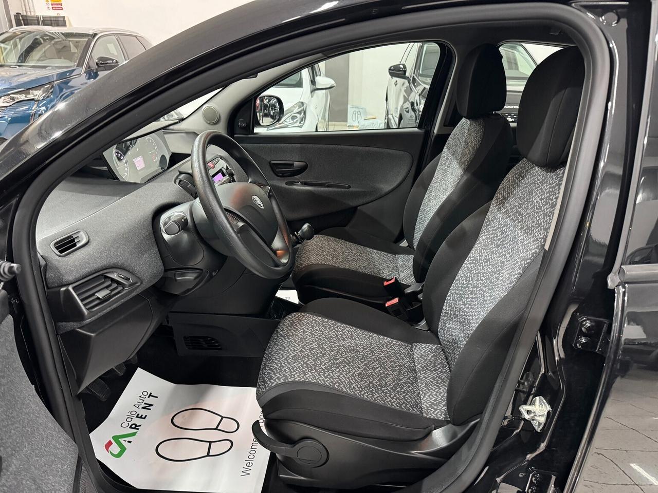 Ypsilon 1.0 Hybrid Silver BELLA PRONTA CONSEGNA