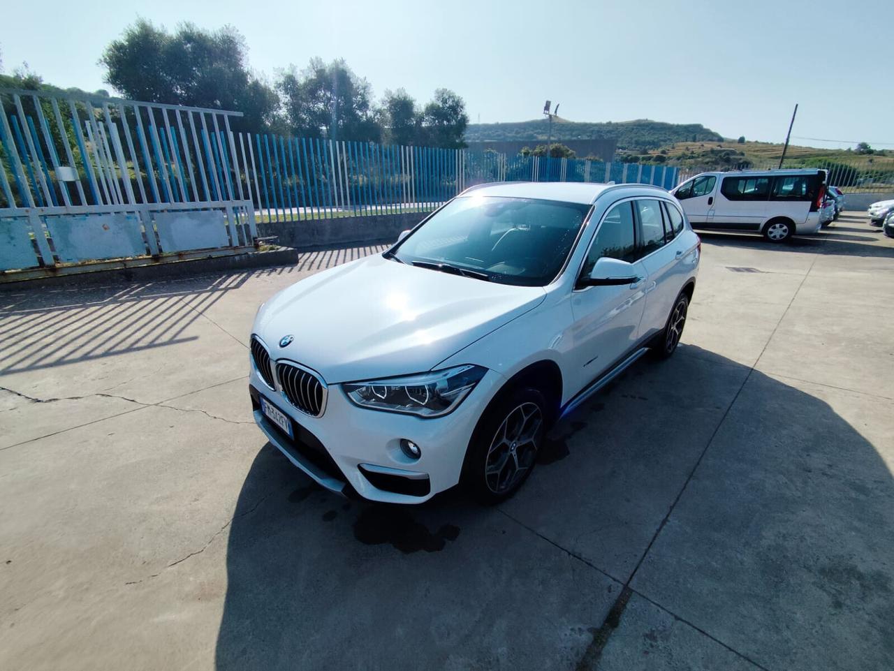 Bmw X1 sDrive18d xLine