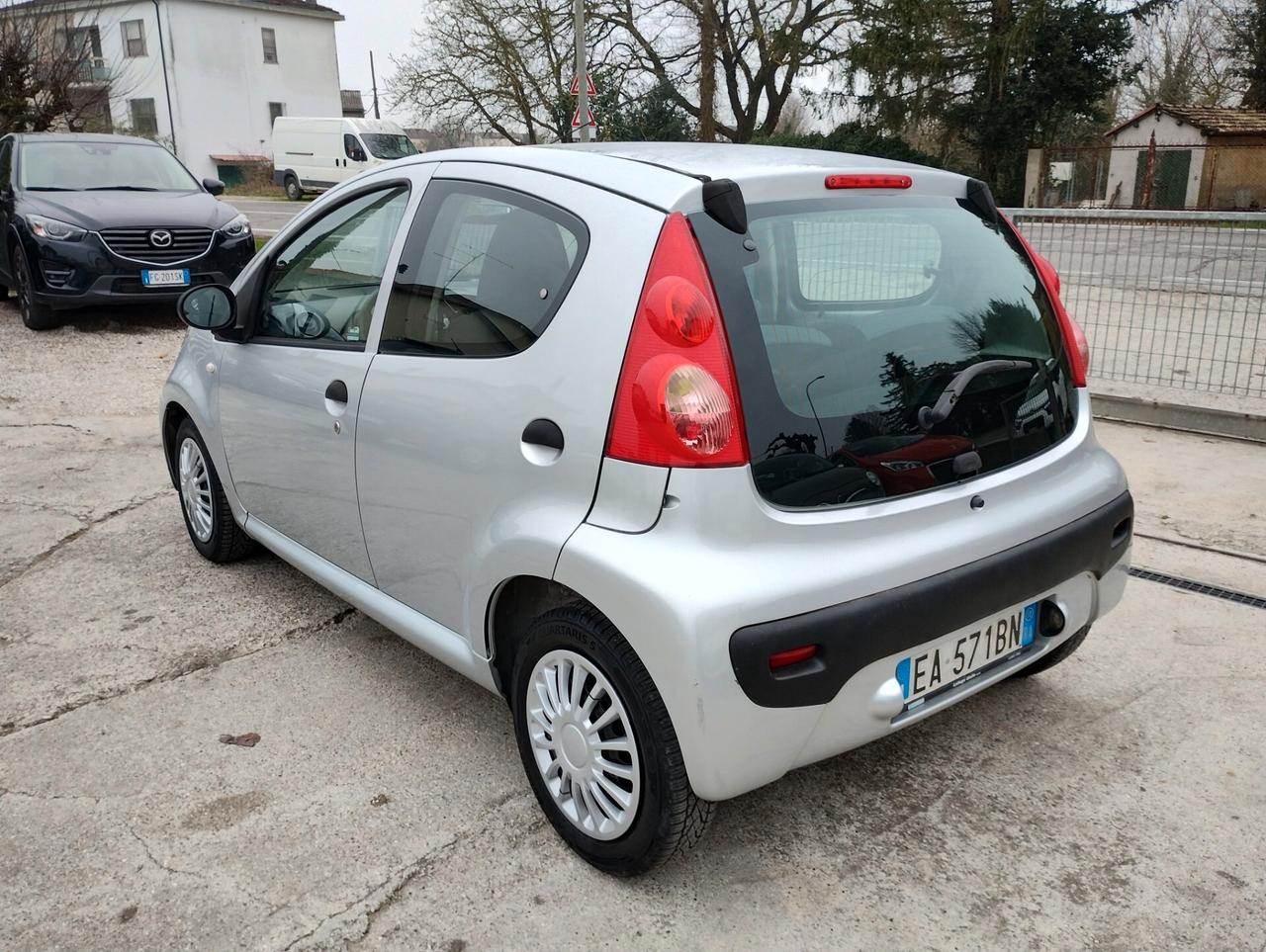 PEUGEOT 107 1.0 68CV 5P Plaisir 2010
