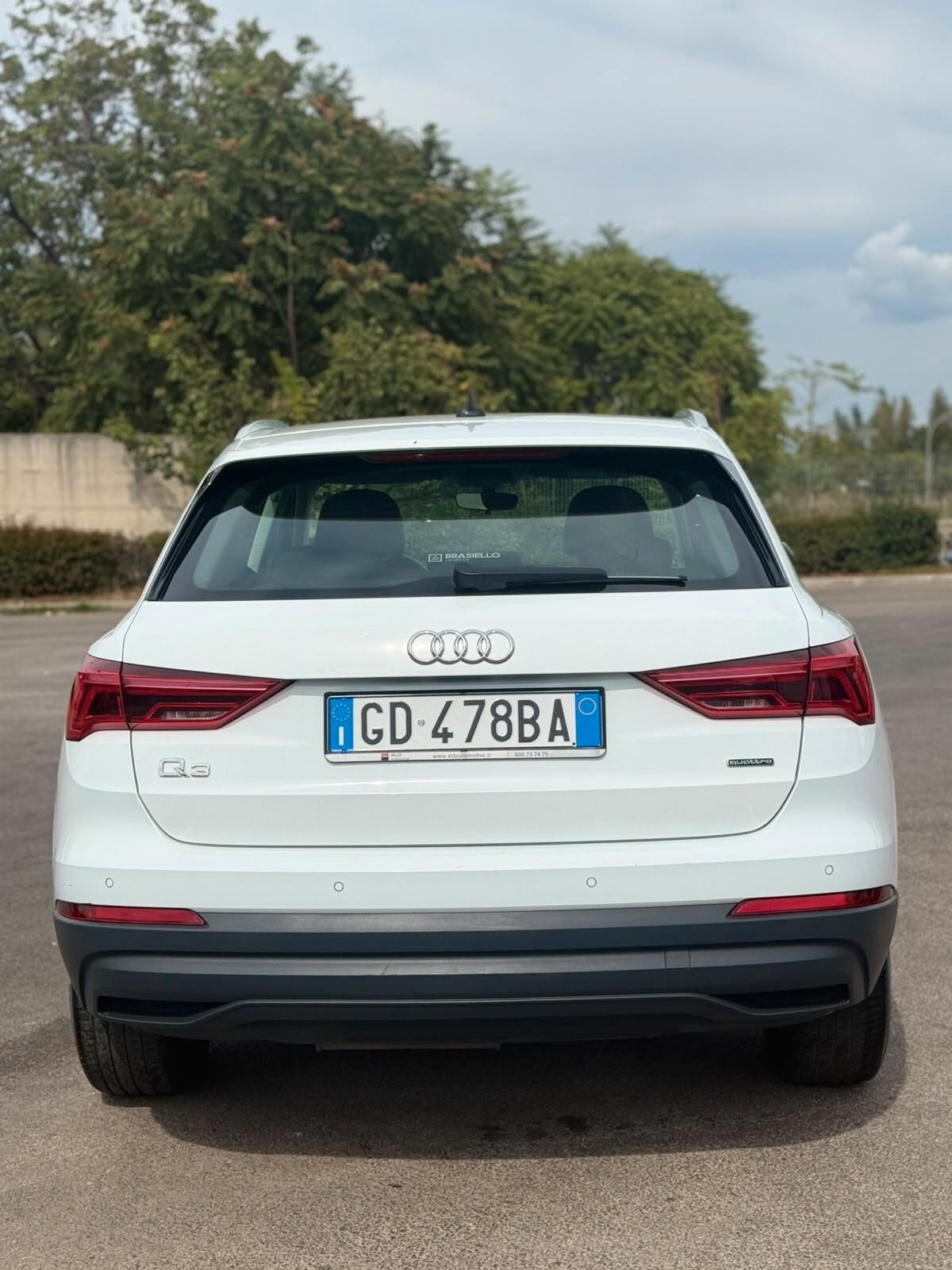 Audi Q3 40 TDI quattro S tronic matrix iva deducibile