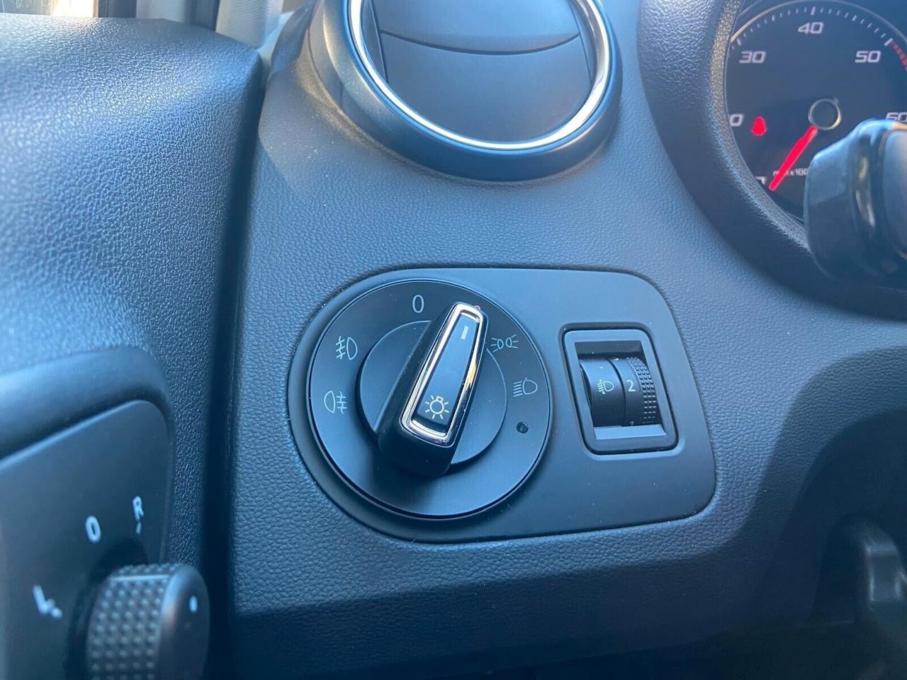 Seat Ibiza 1.4 TDI 90 CV CR 5p. Connect Grey