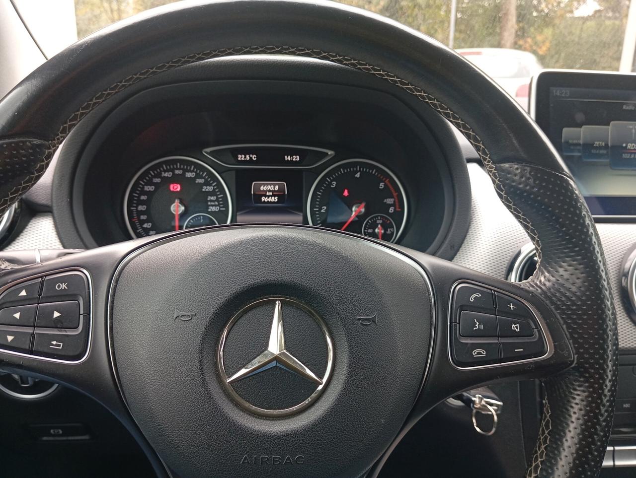 Mercedes-benz B 180 d Sport