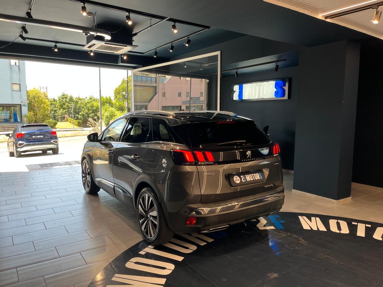 Peugeot 3008 Hybrid4 300 e-EAT8 GT Line