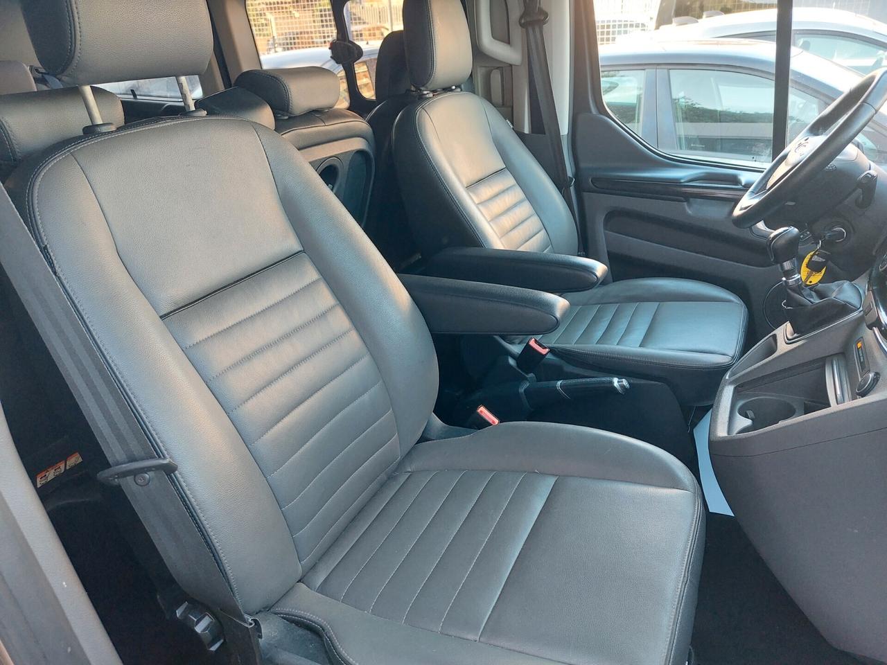 Ford Tourneo Custom 320 2.0 EcoBlue 185CV MHEV PC Titanium