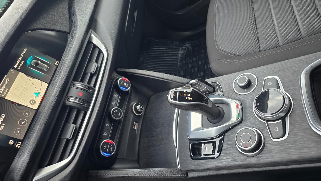 Alfa Romeo Stelvio 2.2 Turbodiesel 190 CV AT8 Q4 Executive