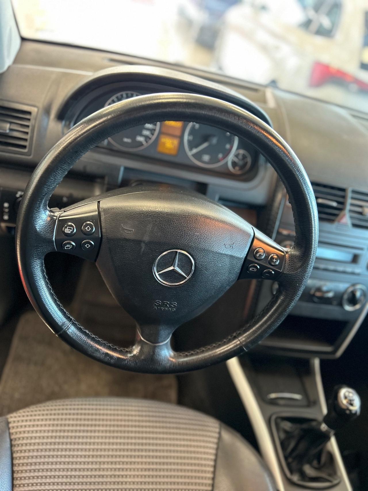 Mercedes-benz A 150 (W-C169) Avantgarde (70 kw)